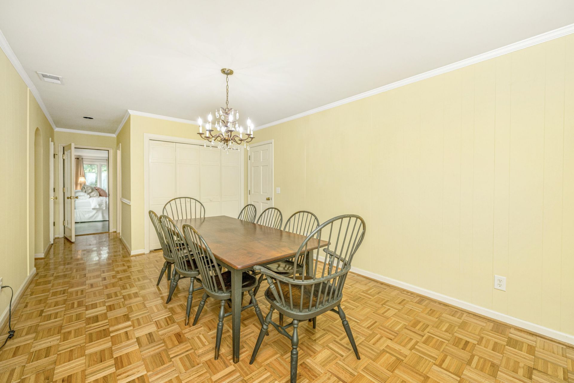 673 Highwood Circle Photo 27