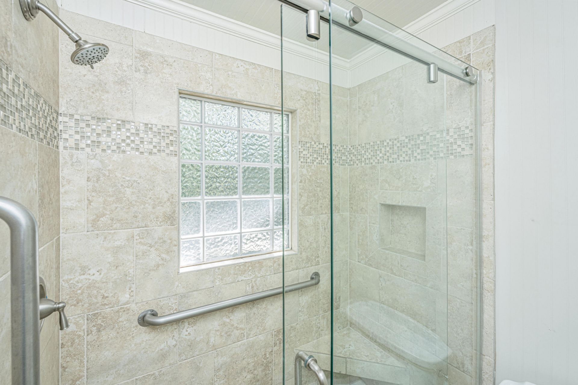 673 Highwood Circle Photo 36