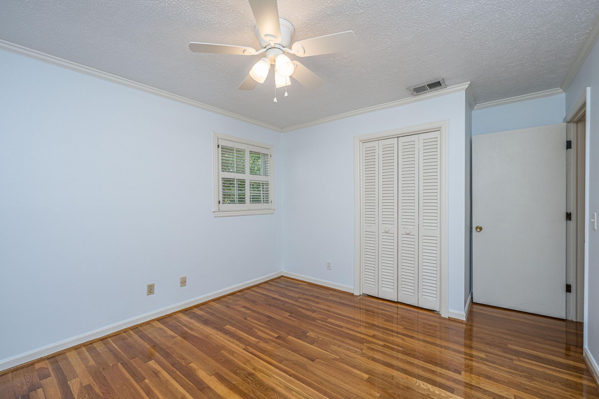 673 Highwood Circle Photo 40