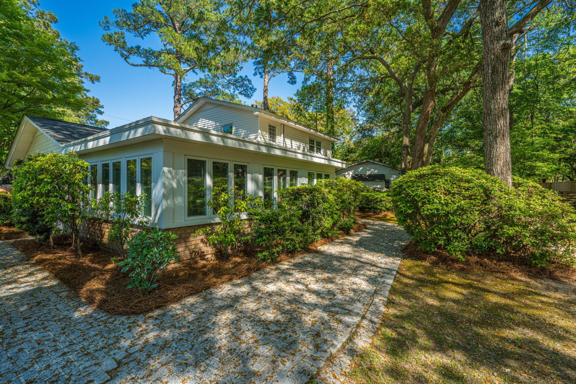 673 Highwood Circle Photo 9