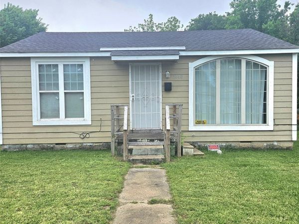 2040 E Woodrow Court , Tulsa, OK 74110