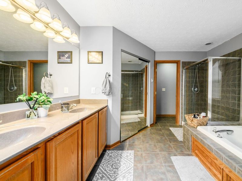 163 Fox Glen Drive W, Pickerington, OH 43147 Photo 17