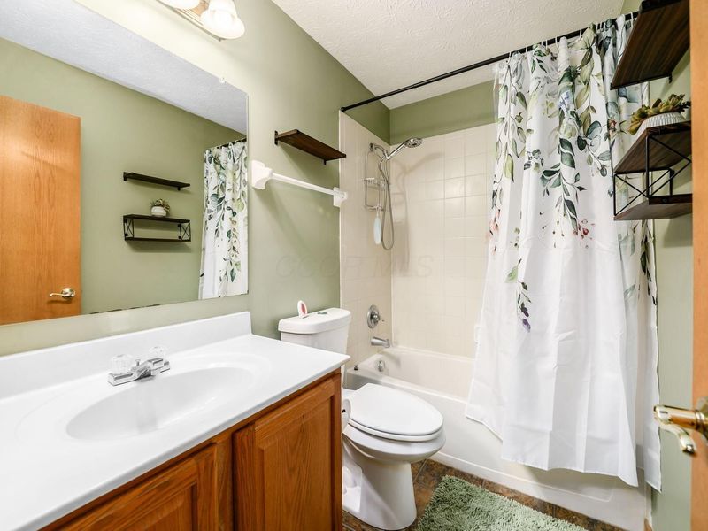 163 Fox Glen Drive W, Pickerington, OH 43147 Photo 24