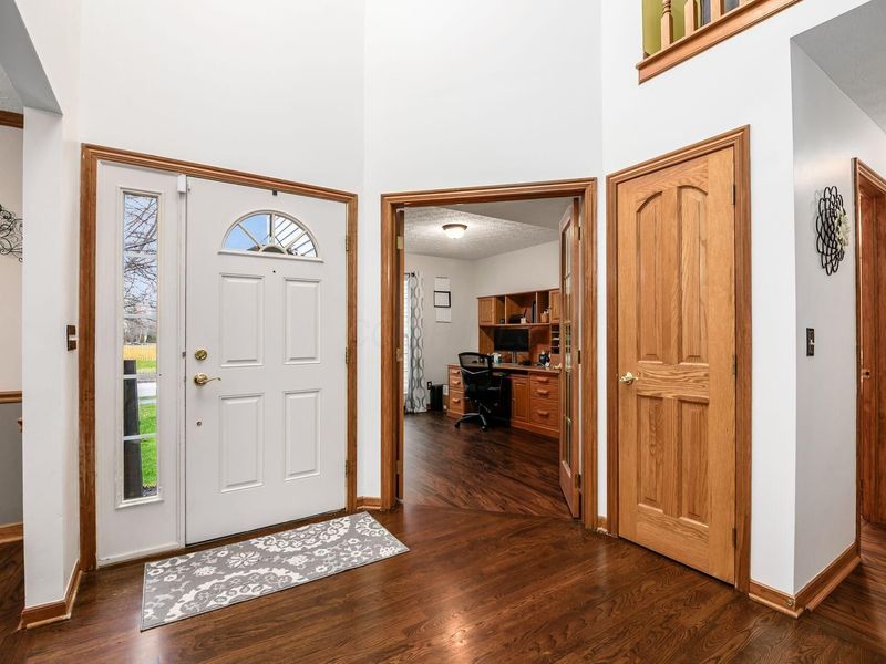 163 Fox Glen Drive W, Pickerington, OH 43147 Photo 3