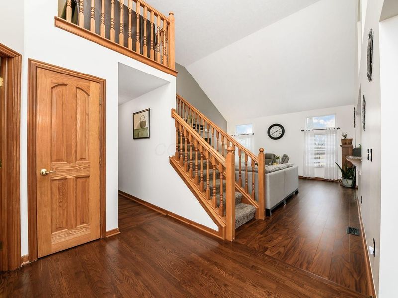 163 Fox Glen Drive W, Pickerington, OH 43147 Photo 4