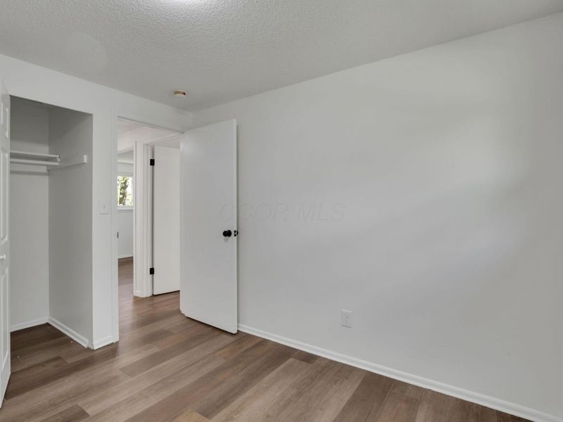 2446 Daily Road, Columbus, OH 43232 Photo 15