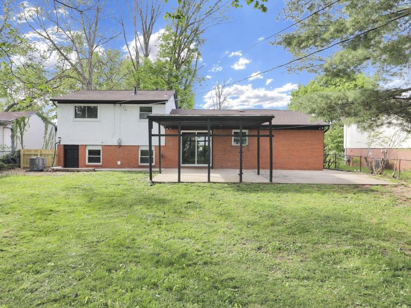 2446 Daily Road, Columbus, OH 43232 Photo 28