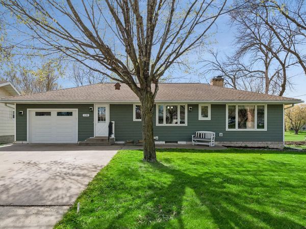 130 Faxon Road S, Norwood Young America, MN 55368