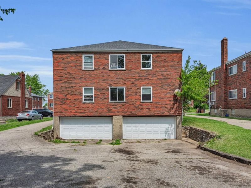 629 Maple Rd, Cincinnati, OH 45215 Photo 36