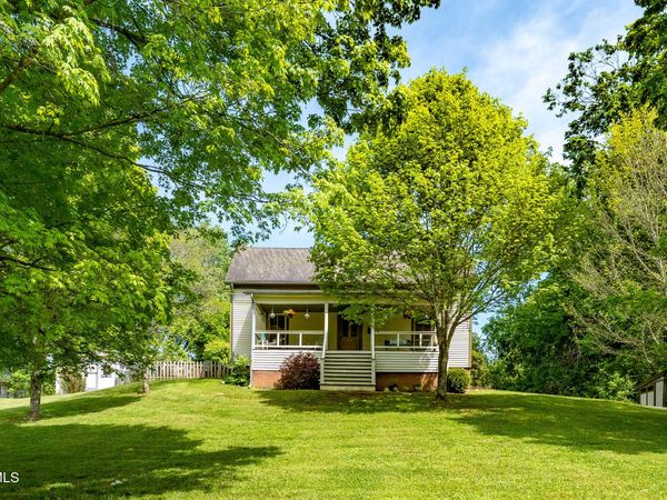 985 Chuckey Pike, Chuckey, TN 37641