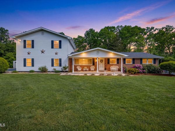 404 Charleston Street, Weber City, VA 24290