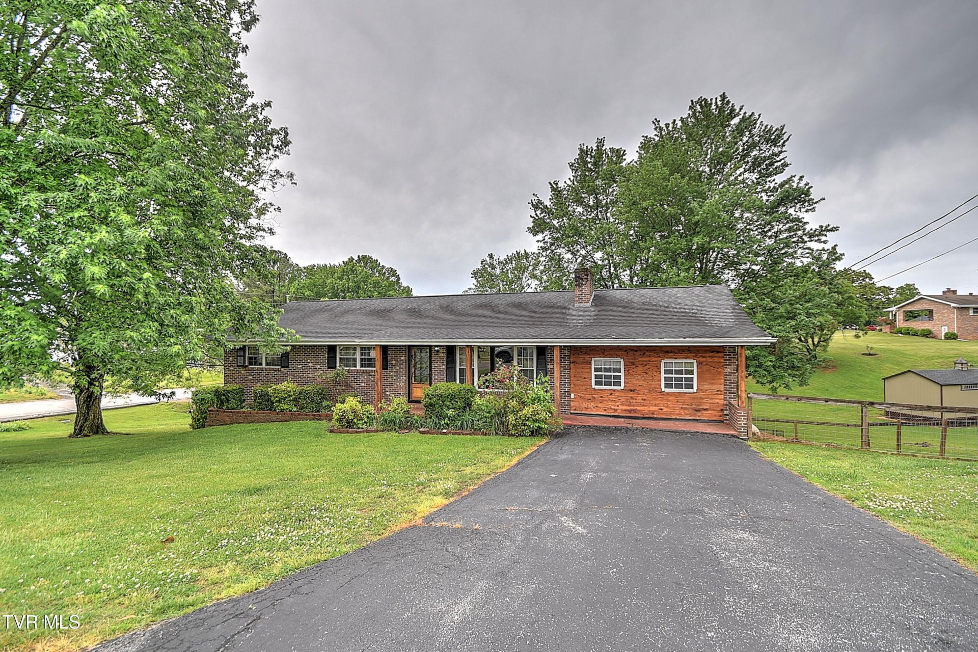 101 Garden Circle, Greeneville, TN 37745 Main Photo