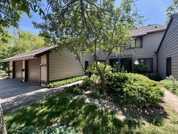 120 Glenview Court, Janesville, WI 53548