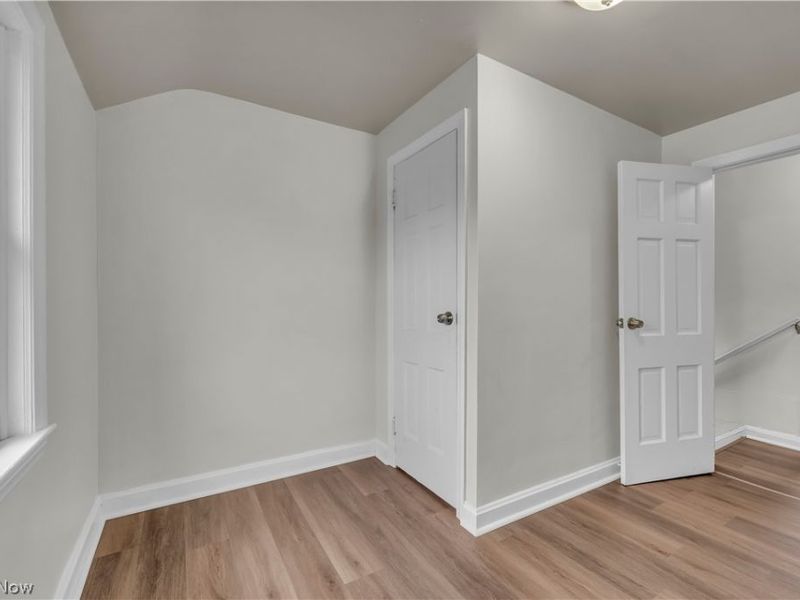 21206 Hillgrove Avenue , Maple Heights, OH 44137 Photo 17