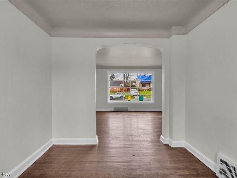 21206 Hillgrove Avenue , Maple Heights, OH 44137 Photo 7