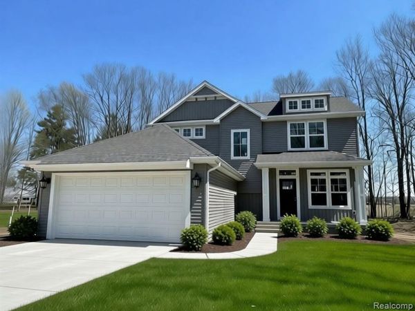 570 W Wildwood Drive , Owosso Twp, MI 48867