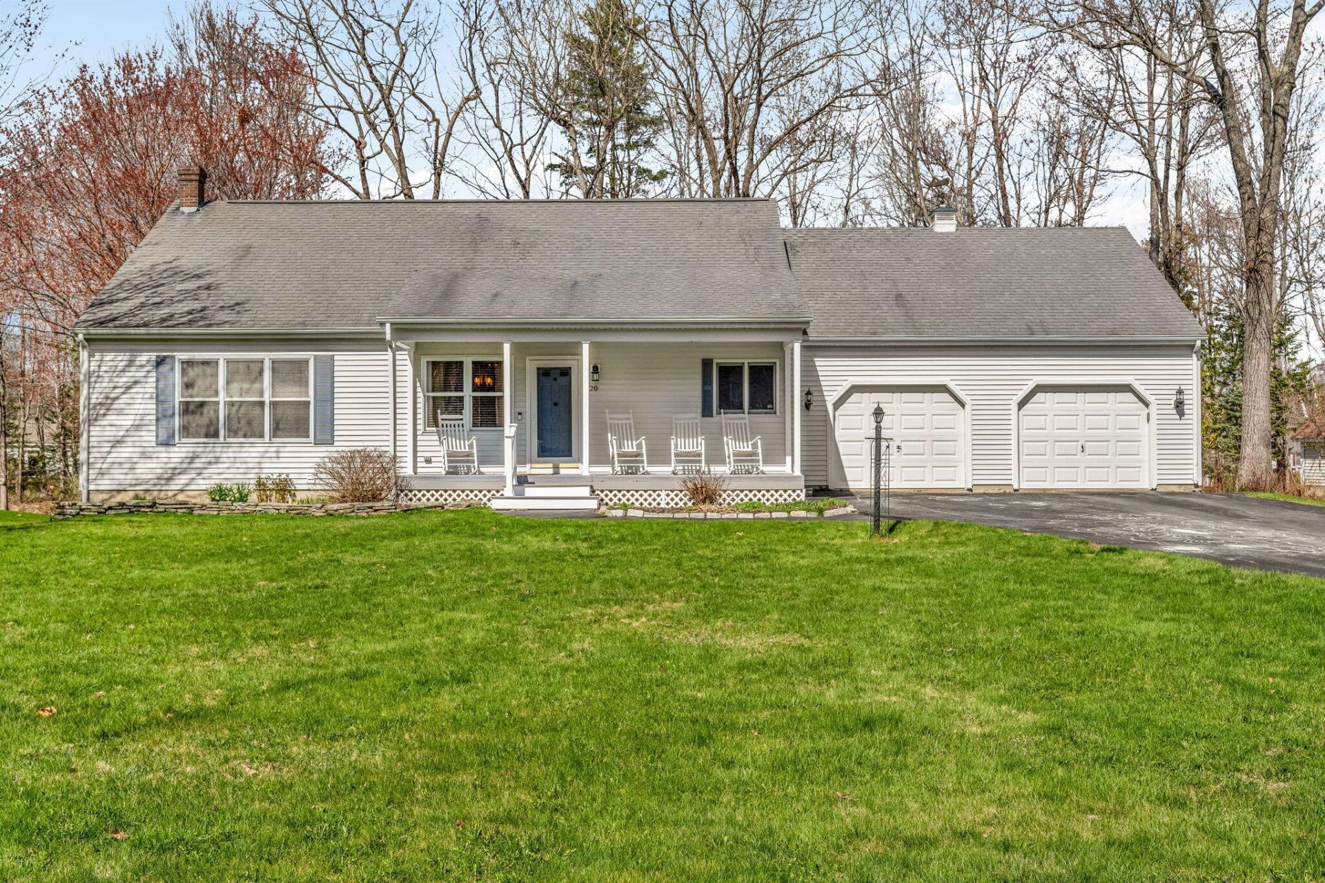 20 Court Street, Winslow, ME 04901 Main Photo