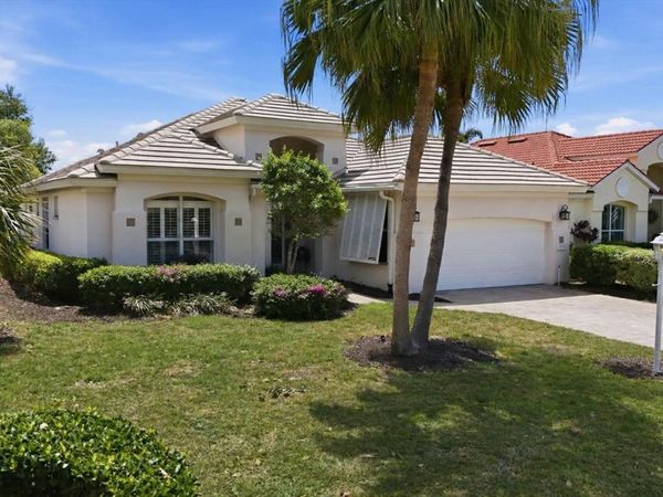 8025 HAMPTON COURT, UNIVERSITY PARK, FL 34201