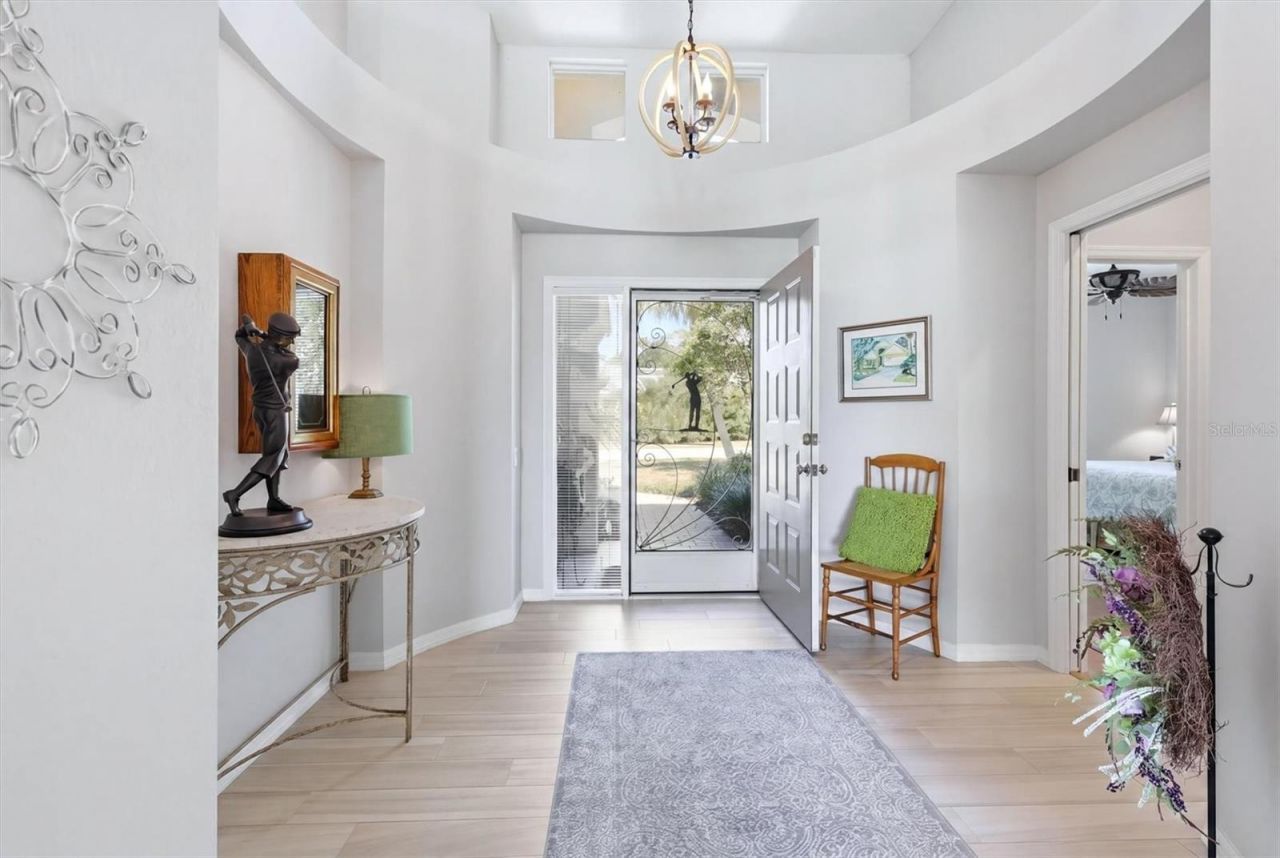 8025 Hampton Court, University Park, FL 34201 Photo