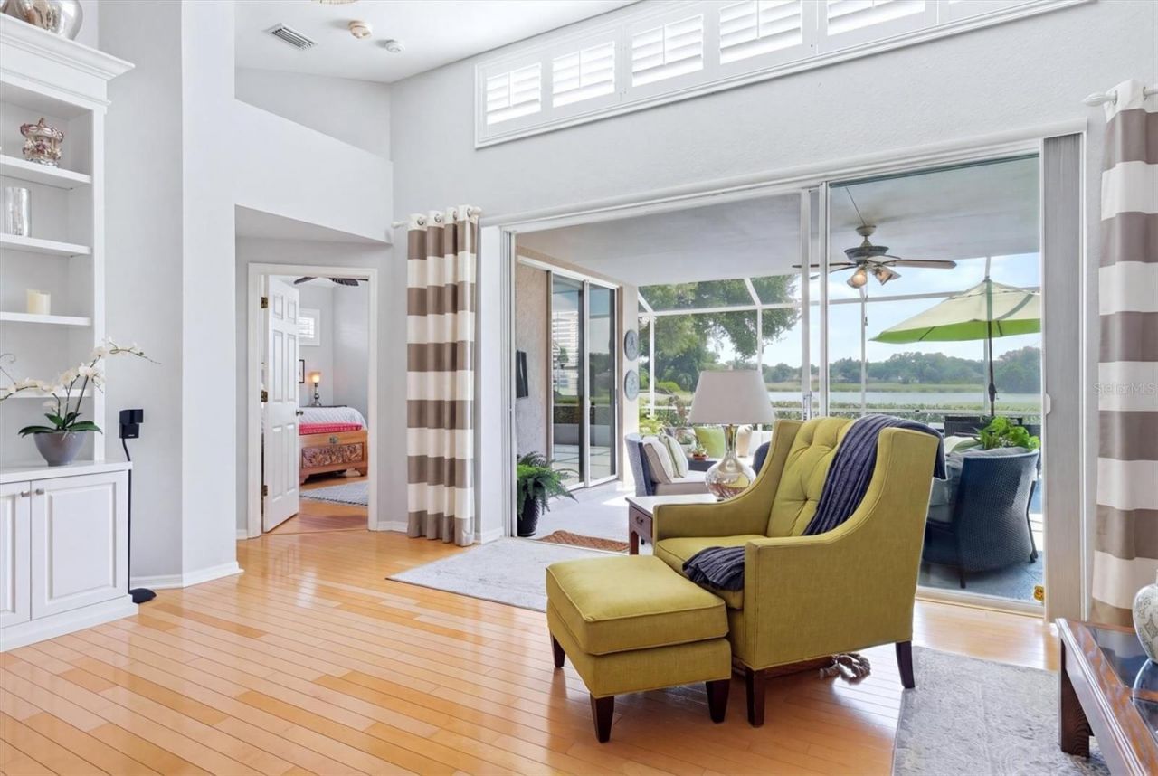 8025 Hampton Court, University Park, FL 34201 Photo