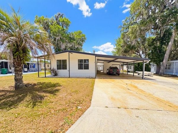 4 E QUAIL RUN , WILDWOOD, FL 34785