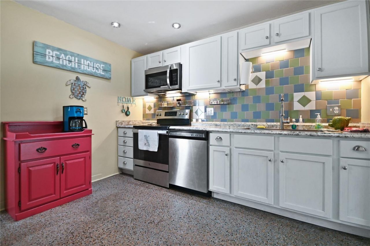 121 E Yelkca Terrace , Edgewater, FL 32132 Photo