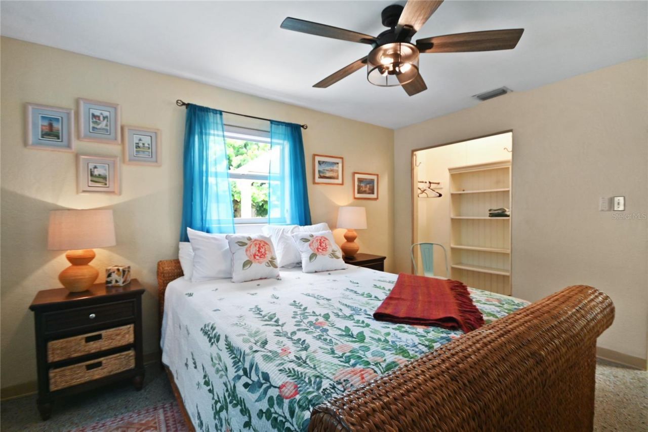 121 E Yelkca Terrace , Edgewater, FL 32132 Photo