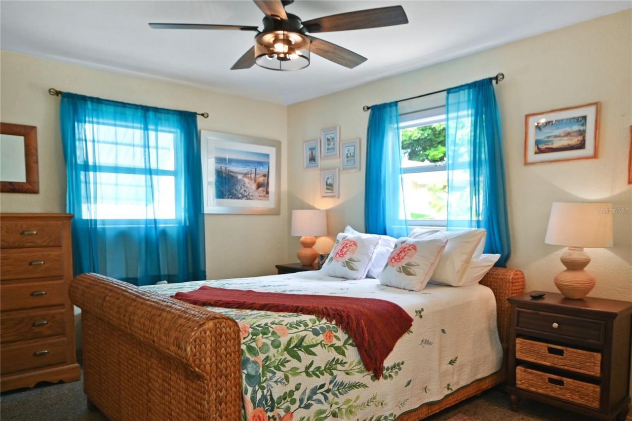 121 E Yelkca Terrace , Edgewater, FL 32132 Photo
