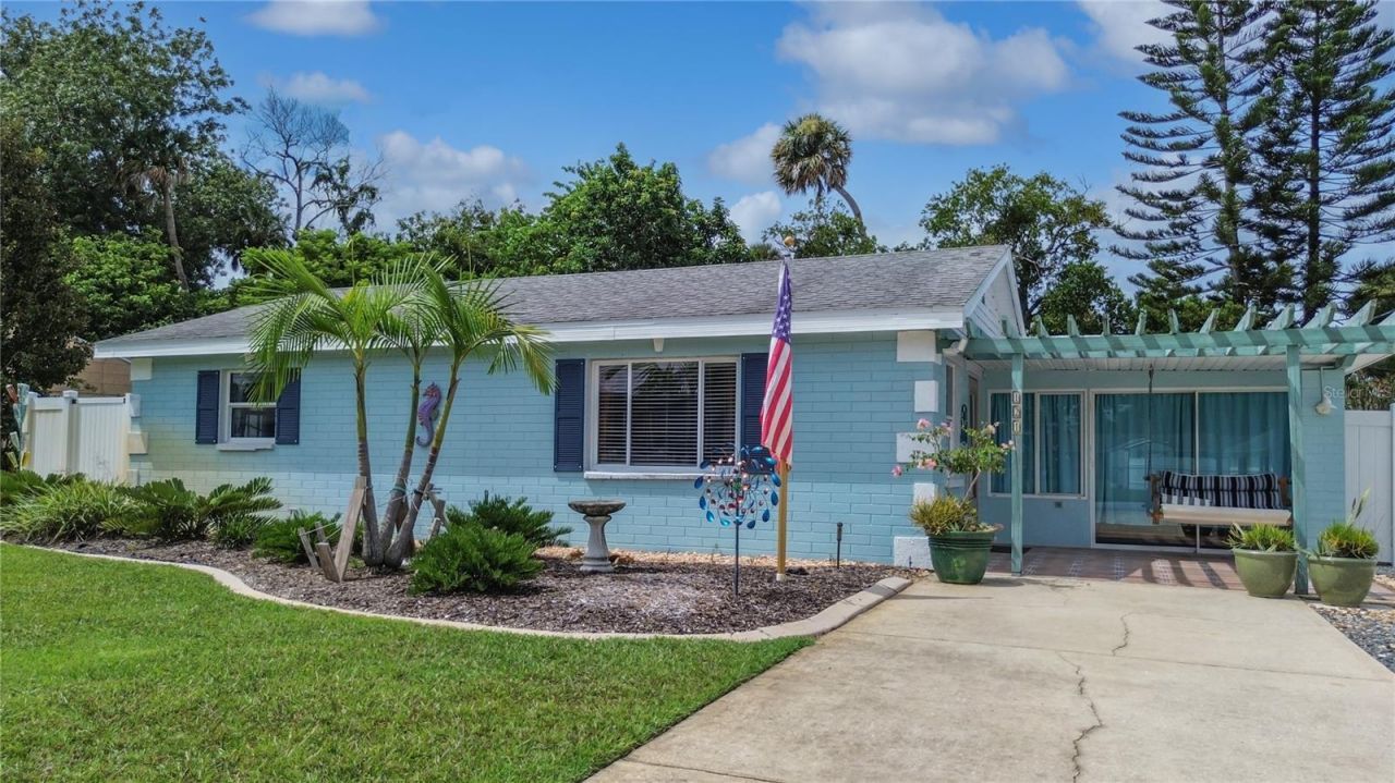 121 E Yelkca Terrace , Edgewater, FL 32132 Photo