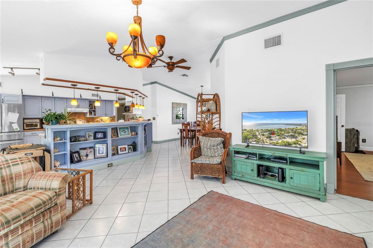 216 16th Avenue Se, Saint Petersburg, FL 33701 Photo