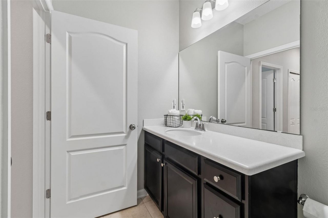 16156 Blossom Lake Drive, Jacksonville, FL 32218 Photo