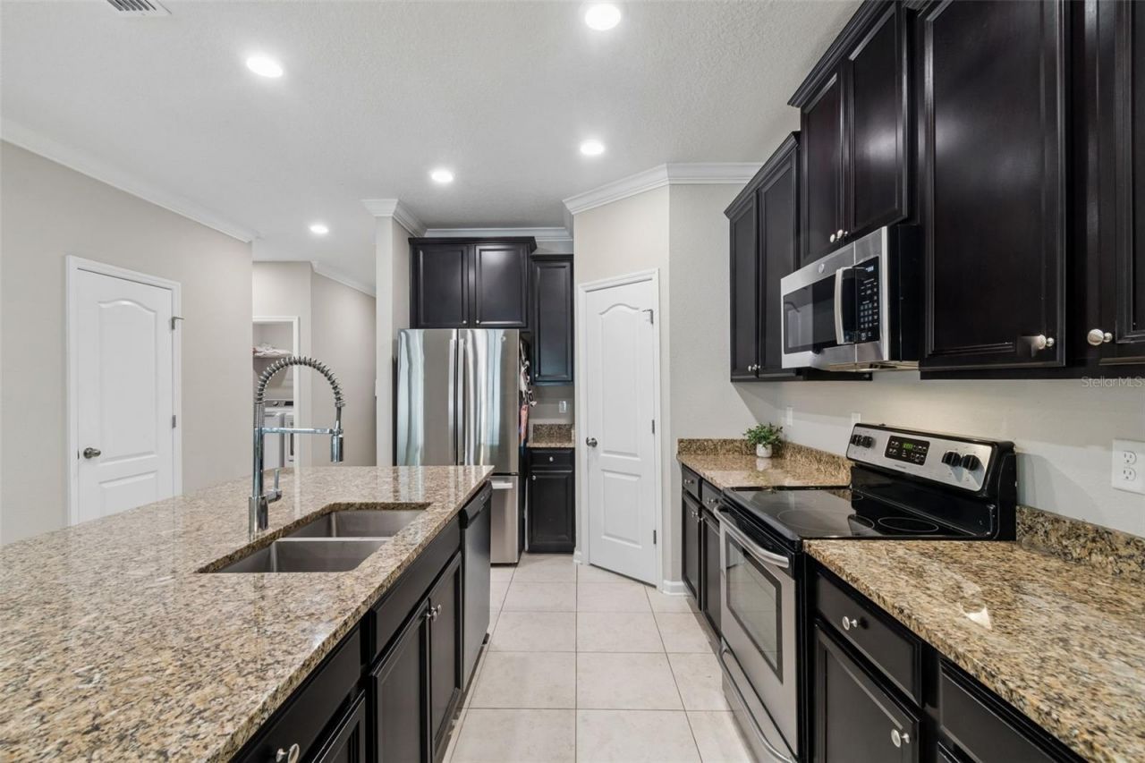 16156 Blossom Lake Drive, Jacksonville, FL 32218 Photo