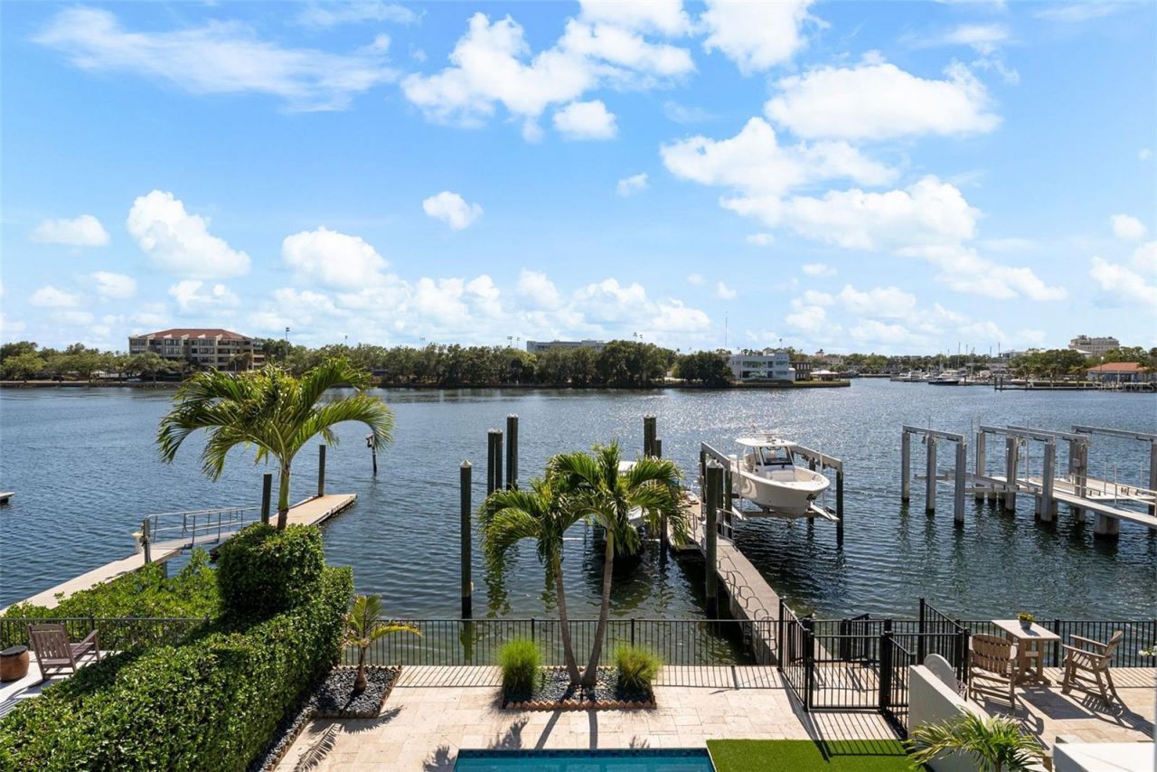 1123 Abbeys Way, Tampa, FL 33602 Photo