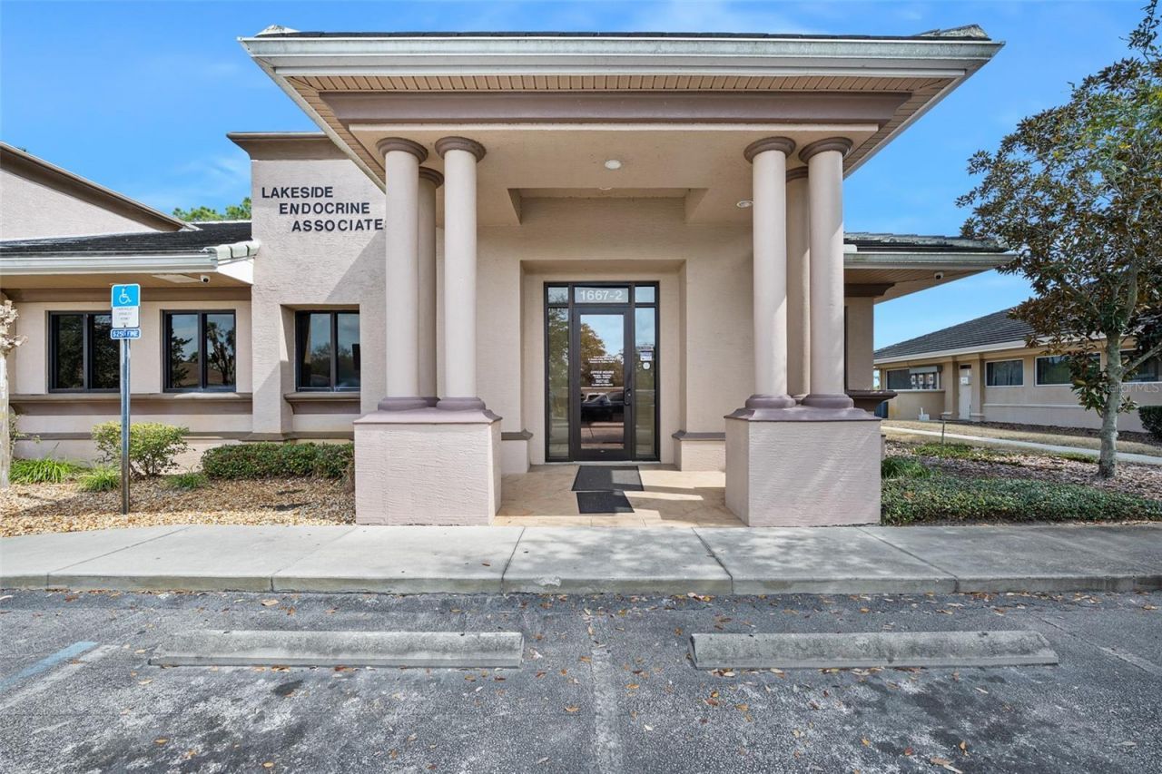 1667 N Clyde Morris Boulevard , Daytona Beach, FL 32117 Photo
