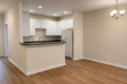 4103 Perrine Street photo 4