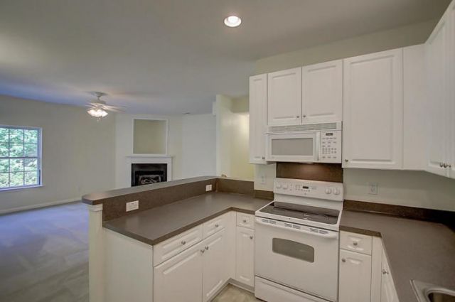 4103 Perrine Street Photo 6