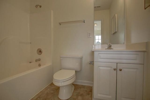 4103 Perrine Street Photo 9