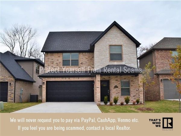 1800 SW Riverstone Road, Bentonville, AR 72713