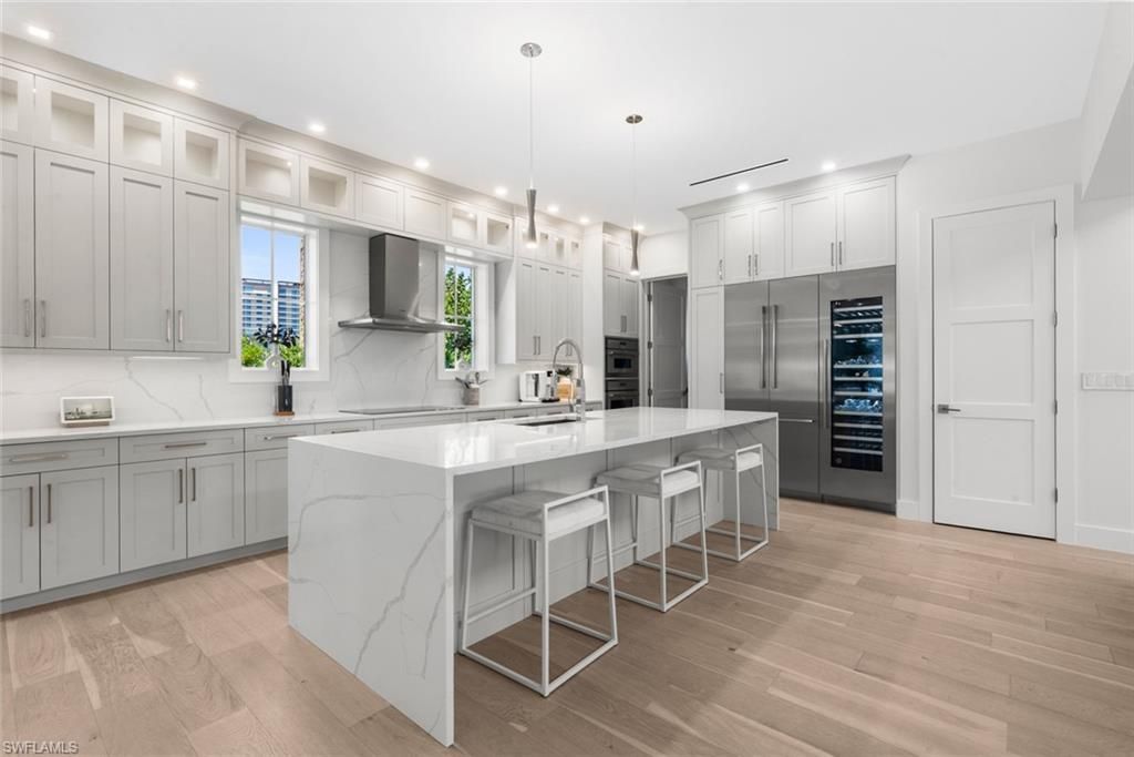 1984 Frederick St , Naples, FL 34112 Photo