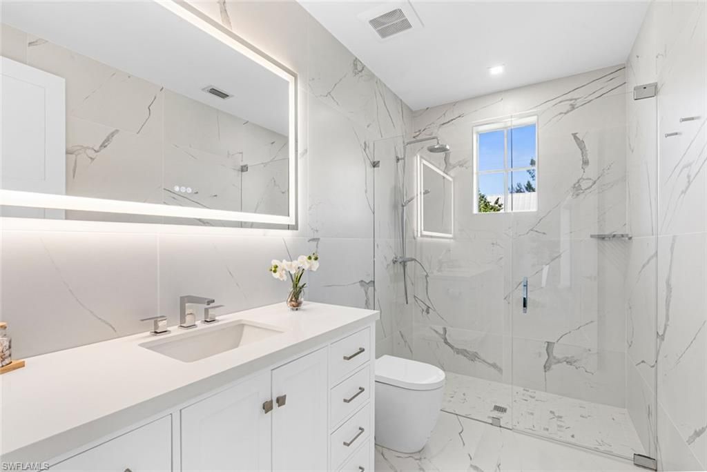 1984 Frederick St , Naples, FL 34112 Photo