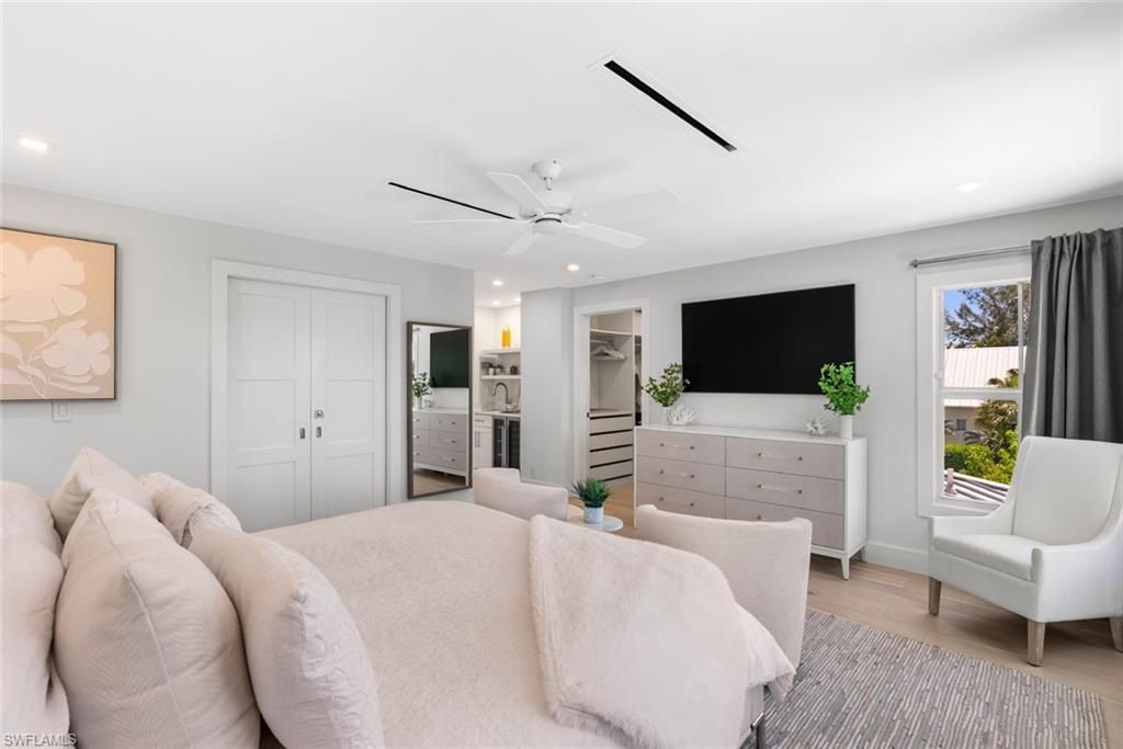 1984 Frederick St , Naples, FL 34112 Photo