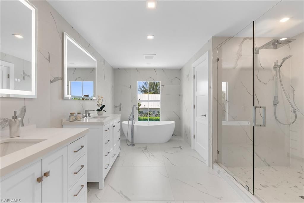 1984 Frederick St , Naples, FL 34112 Photo