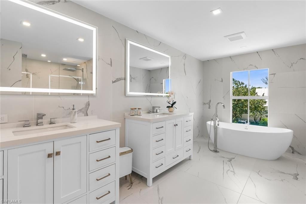 1984 Frederick St , Naples, FL 34112 Photo