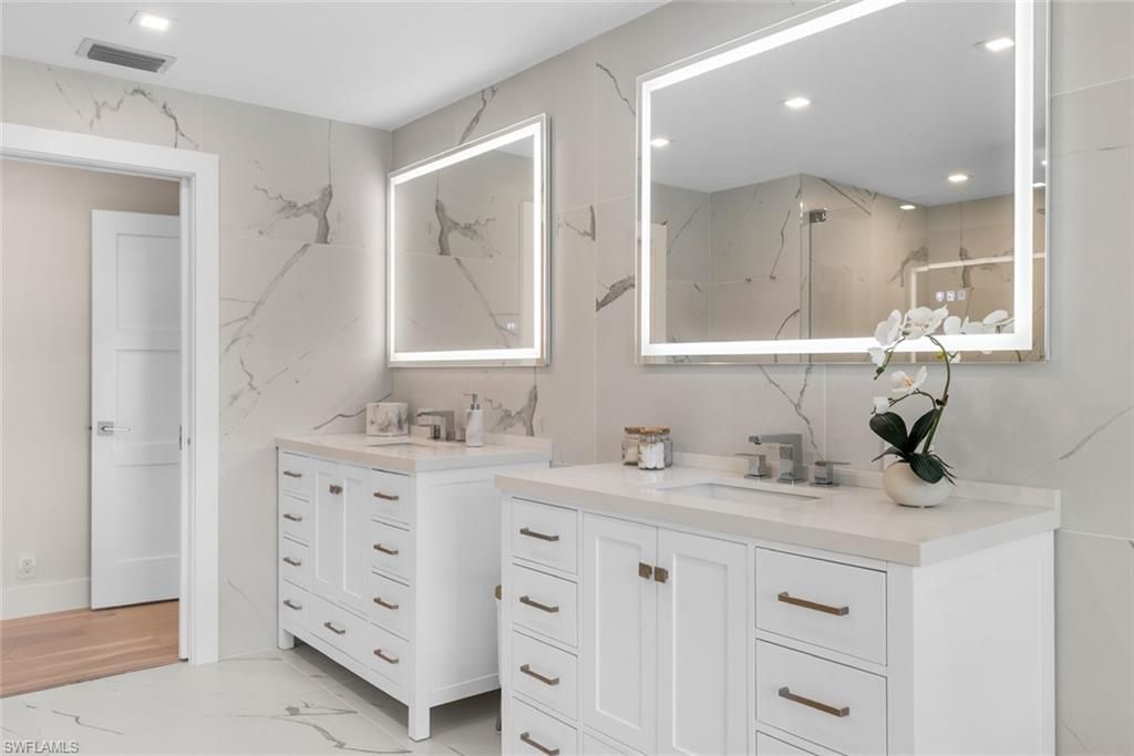 1984 Frederick St , Naples, FL 34112 Photo