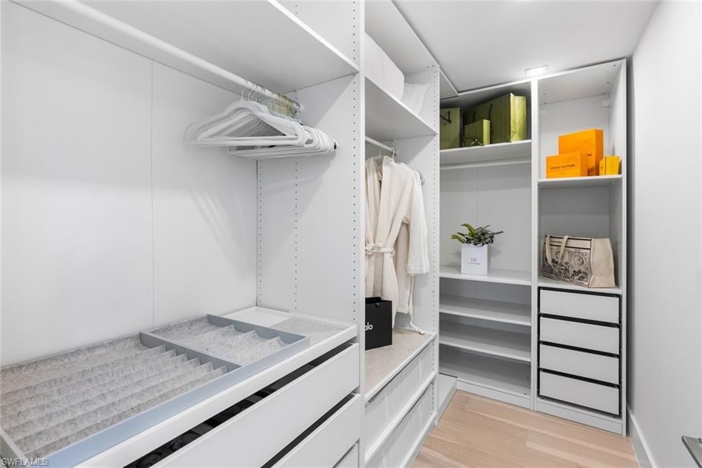 1984 Frederick St , Naples, FL 34112 Photo