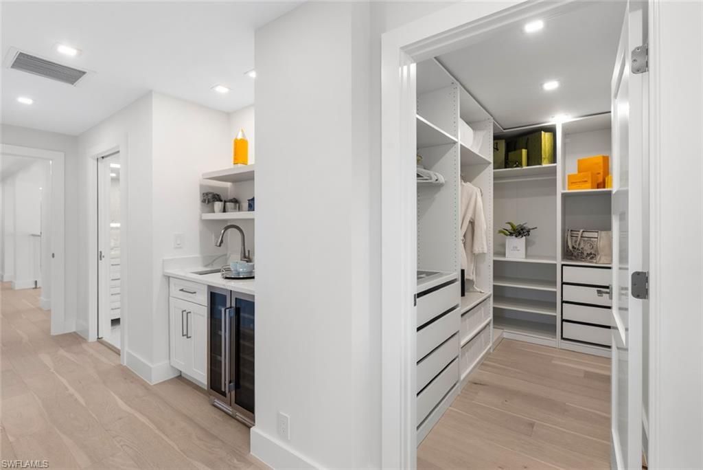 1984 Frederick St , Naples, FL 34112 Photo