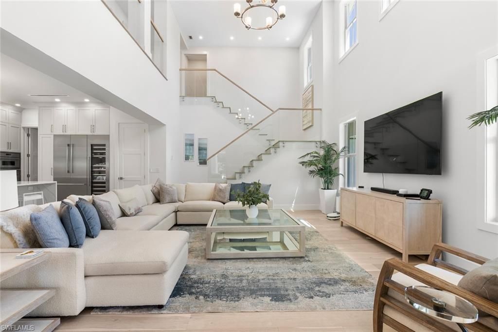 1984 Frederick St , Naples, FL 34112 Photo