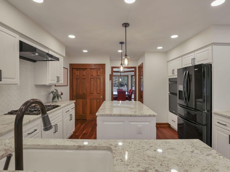 5992 Weathered Oak Court , Westerville, OH 43082 Photo 13