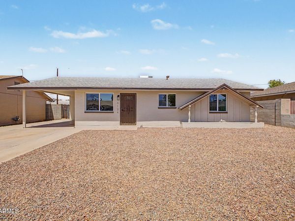 6124 W KEIM Drive, Glendale, AZ 85301