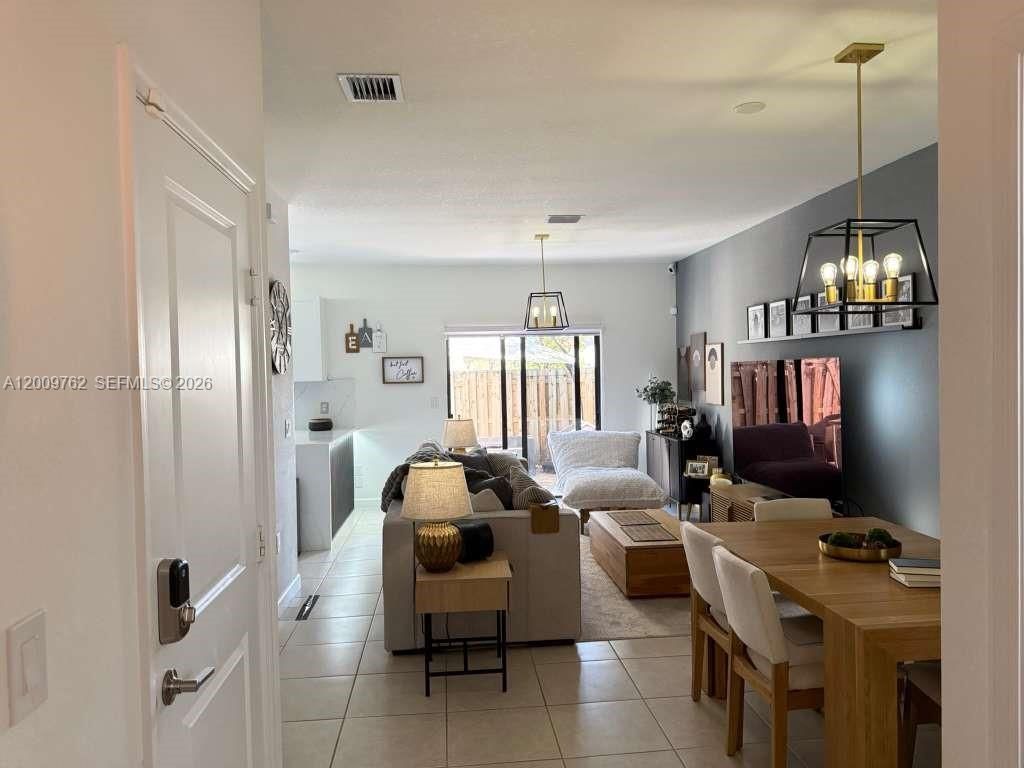 20917 NE 8th Ave, Unit 20917, Miami, FL 33179 Photo